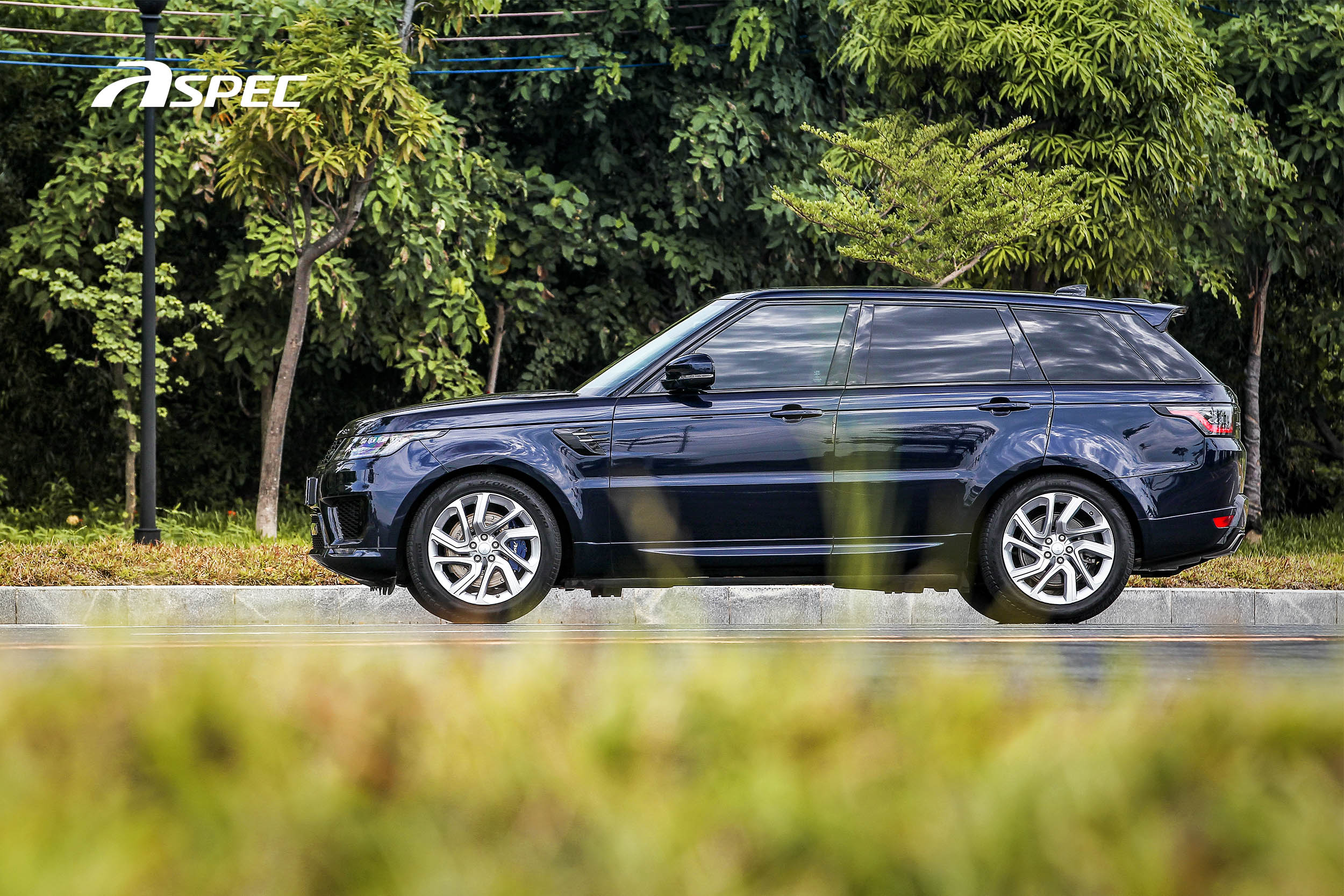 Land Rover 路虎  揽胜运动版 2019 3.0T 国六 中尾段